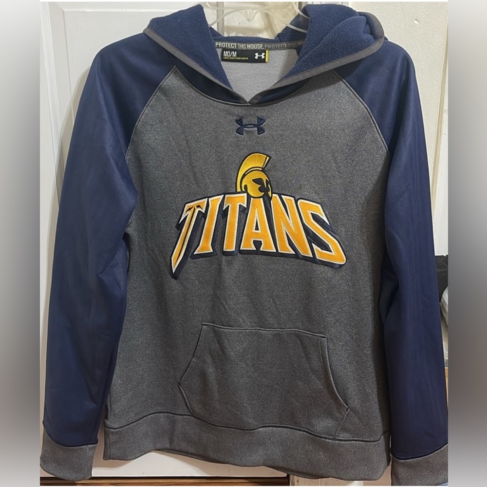 WEEKLY SALE - Under Armour STORM Lightweight Pullover Hoodie. Fleece Interior.